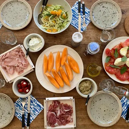 Le Quatre Allee Stella *