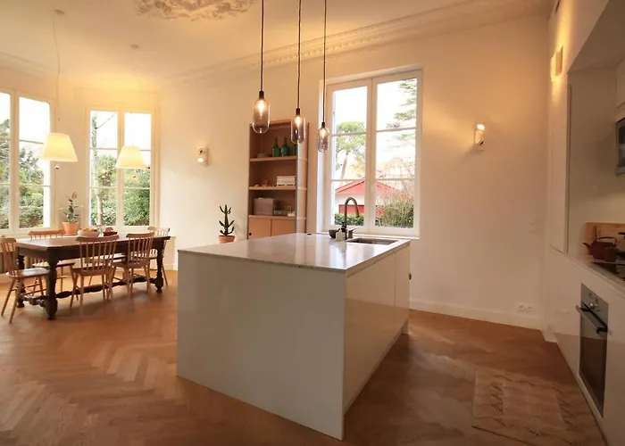 Le Quatre Allee Stella شقة *